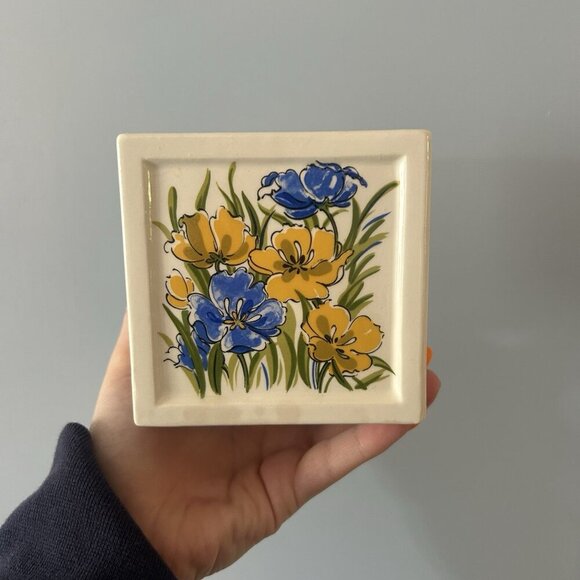 National Silver Co. Nagoya Japan Floral Blue Yellow Vase Ceramic Vintage - Picture 3 of 7